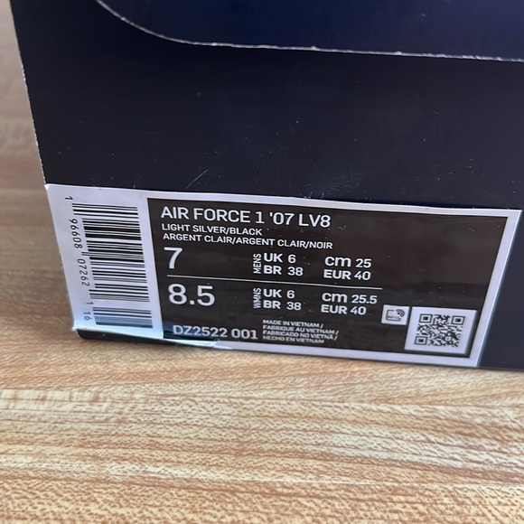 Nike Air Force 1 Nike AF1 LV8 Remix size 7 men’s - Picture 3 of 8